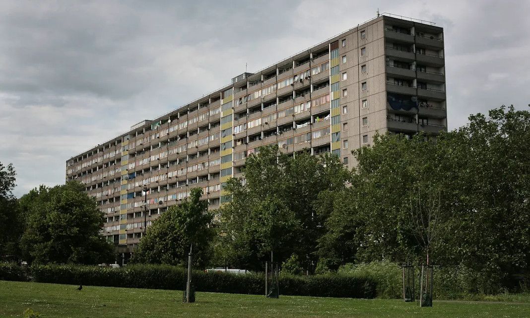 Aylesbury estate image