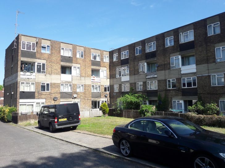 Chaucer Gardens estate image